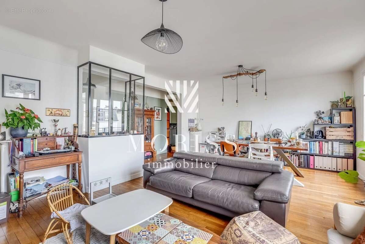 Appartement à CHARENTON-LE-PONT