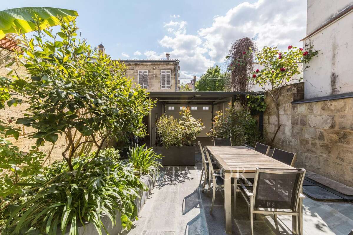 Maison à BORDEAUX