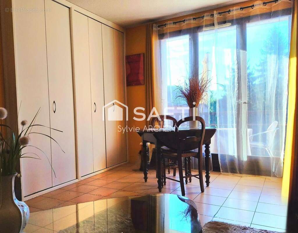 Photo 2 - Appartement à BARBERAZ