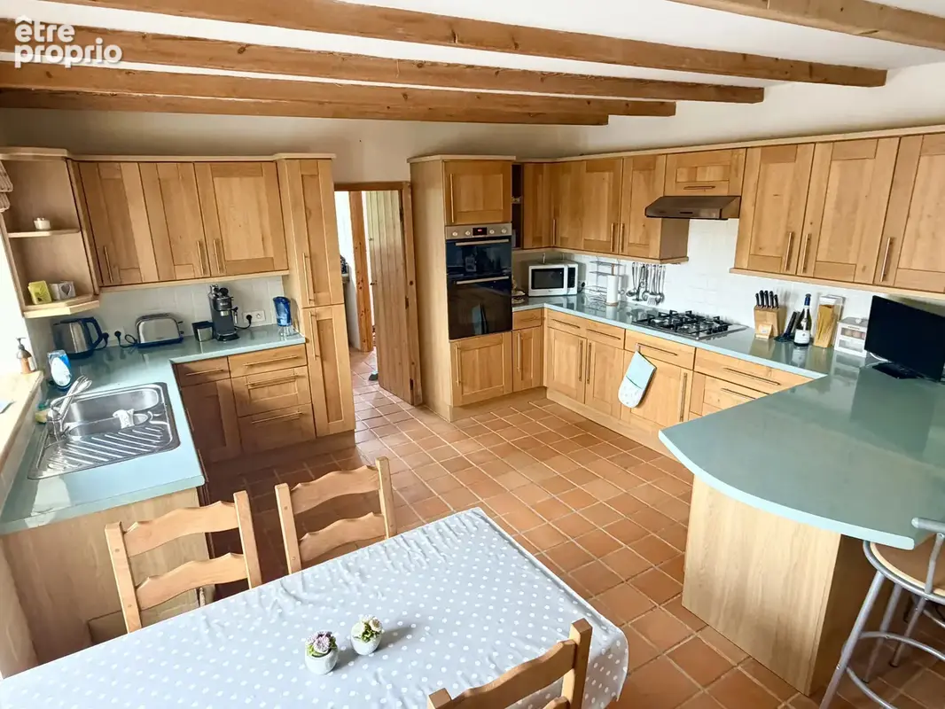 Magnifique Maison Familiale — Emplacement Exceptionnel, Belle Piscine - photo 4