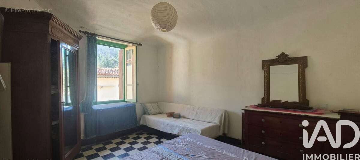 Appartement 198 m² à Saint-Laurent-Le-Minier  - photo 9