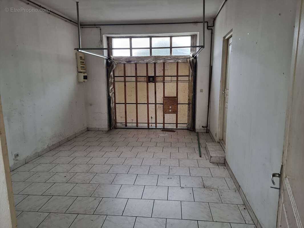 Maison à FRESNAY-SUR-SARTHE