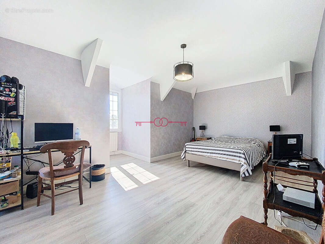 Maison à VILLE-SUR-TOURBE