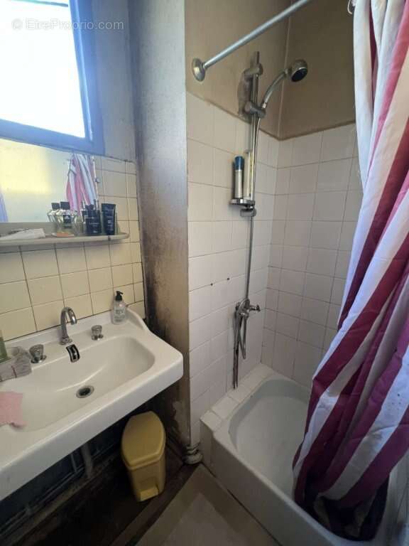 Appartement à SAINT-SYMPHORIEN-DE-MARMAGNE