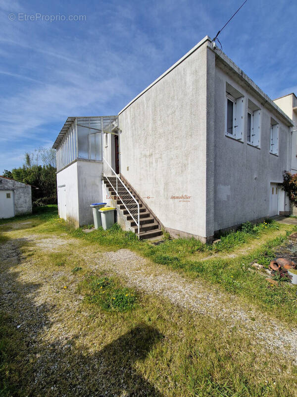 façade avant - Maison à REZE