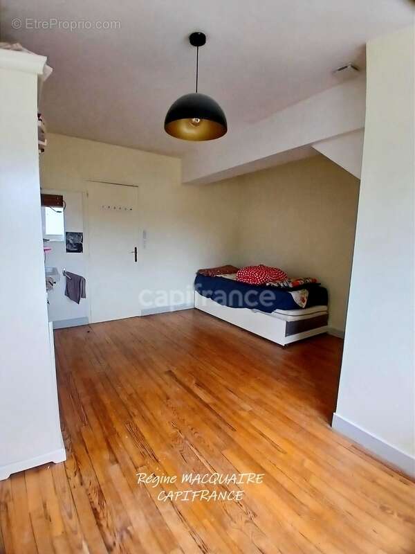 A Vendre -  Maison de bourg rénovée – 190 m² – 5 chambres – équipements modernes : une opportunité rare au centre bourg. MORTAIN - photo 15