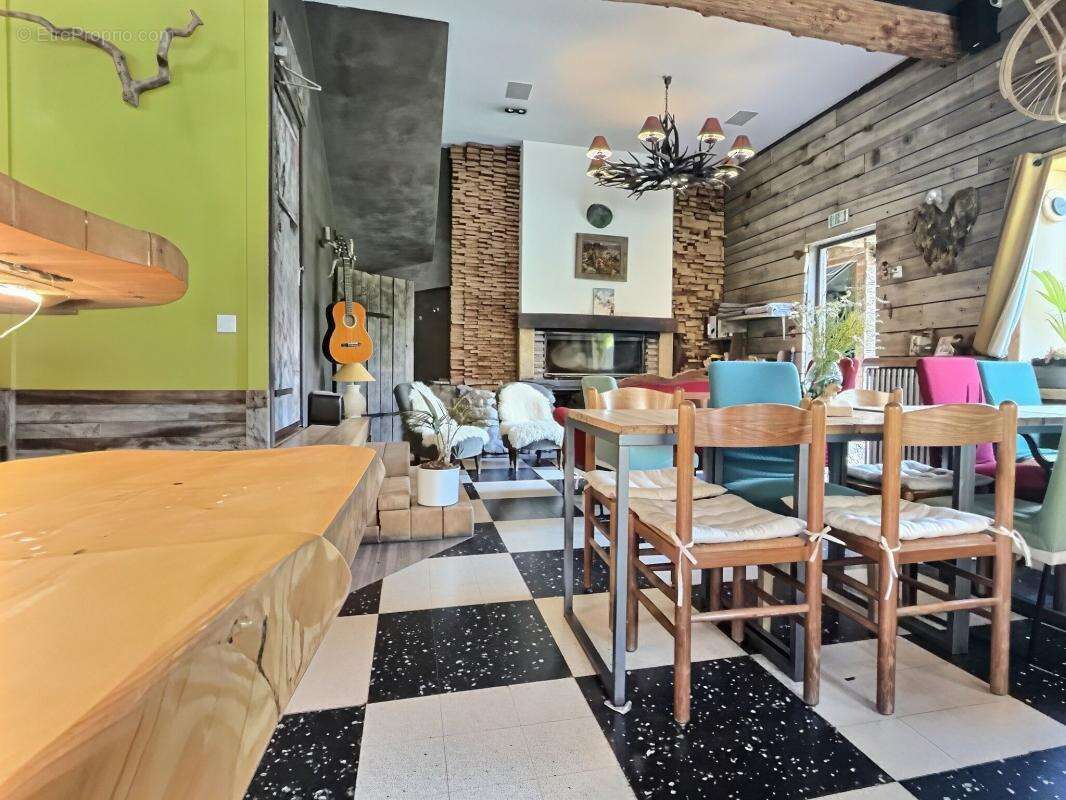 SUPERBE OPPORTUNITÉ ! Hôtel Restaurant Bar (murs) situé dans une station de ski et verte l’été - photo 10