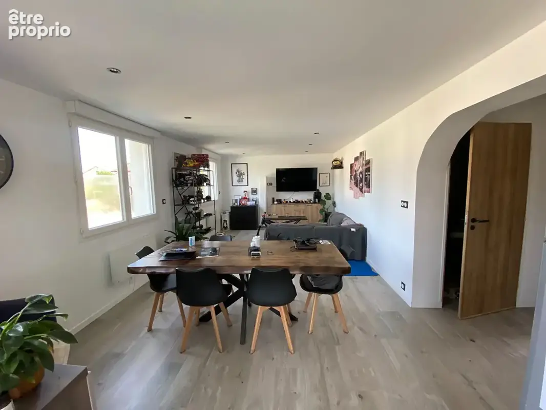 COUP DE COEUR  - Maison 5 pièces entièrement rénovée - 763m² terrain constructible et piscinable - photo 12