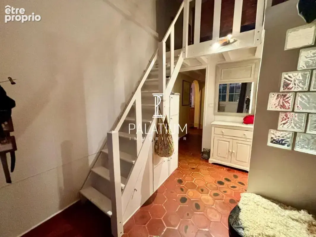 Rare à Port-Grimaud - Appartement 81 m² avec mezzanines en b - photo 8