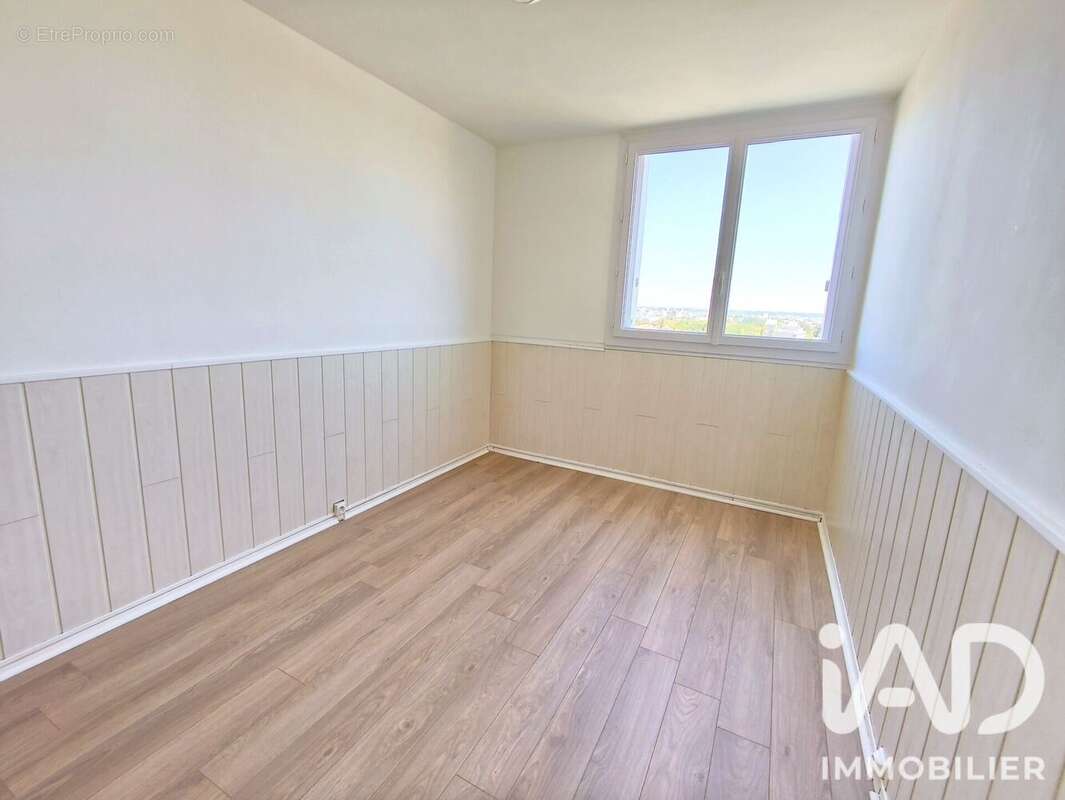 Appartement 75 m² à Merignac  - photo 9