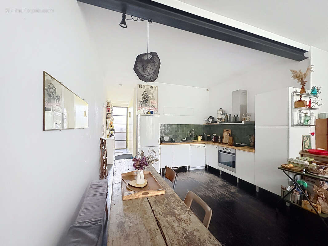Montpellier Arceaux. Appartement en rez-de-jardin privatif avec 3 chambres & parking privé. - photo 4