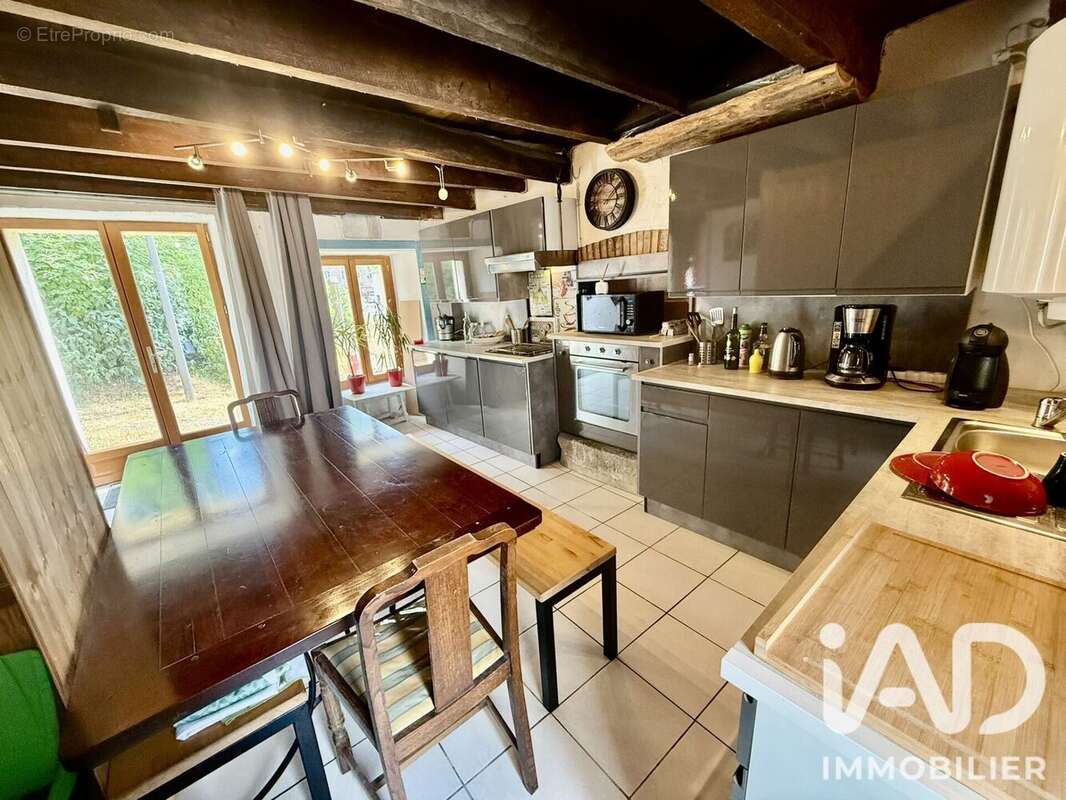 Maison 114 m² à La Trinite-Porhoet  - photo 3