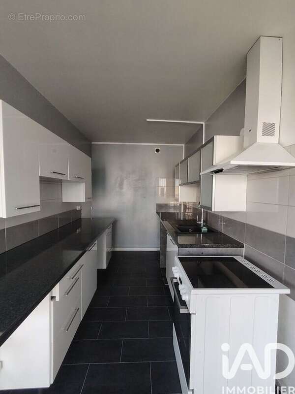 Photo 3 - Appartement à LES ULIS