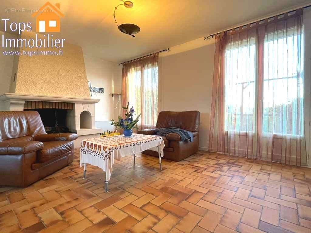 Maison à VILLEFRANCHE-DE-ROUERGUE