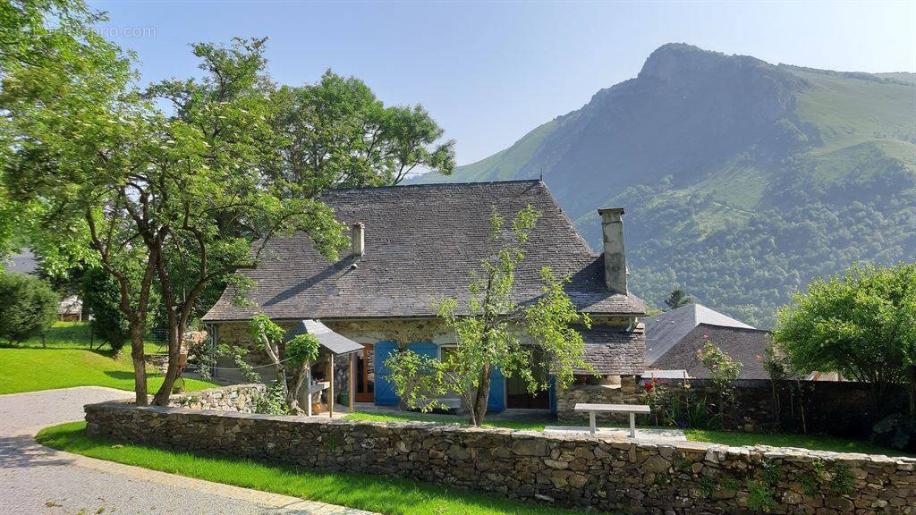 Maison à GERE-BELESTEN