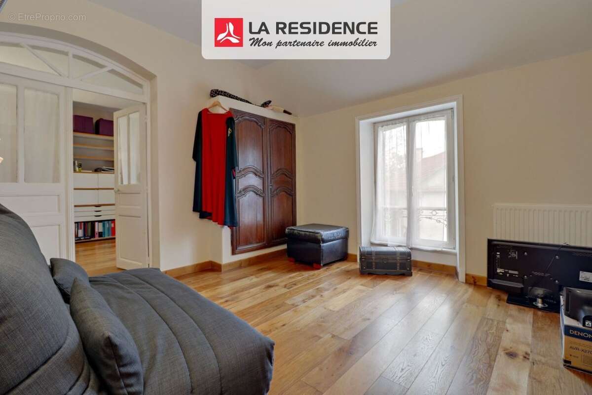 Maison à GARANCIERES