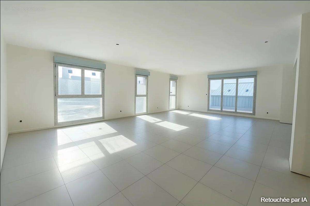 Appartement à CHALLES-LES-EAUX