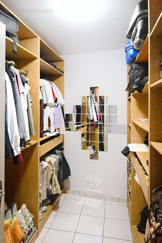 Appartement à LONGLAVILLE