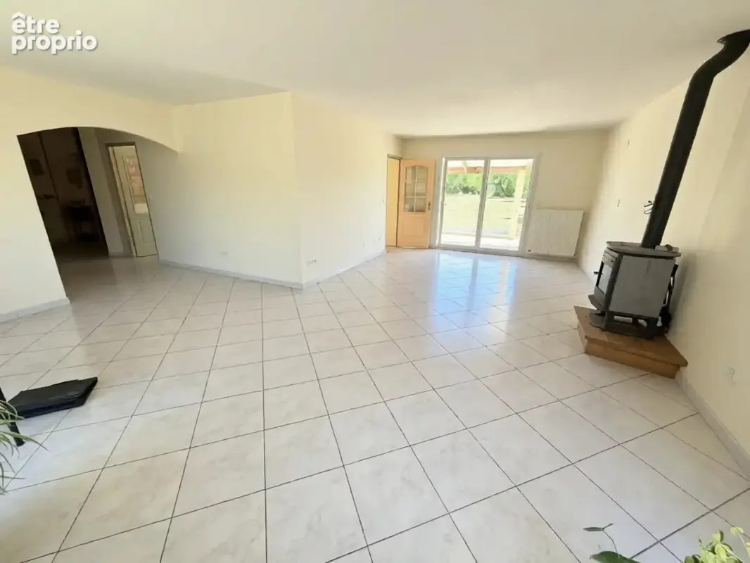 Maison 4 chambres 134m2/3167m2 . Plain-pied . Double garage . 5min Chateaubriant - photo 10