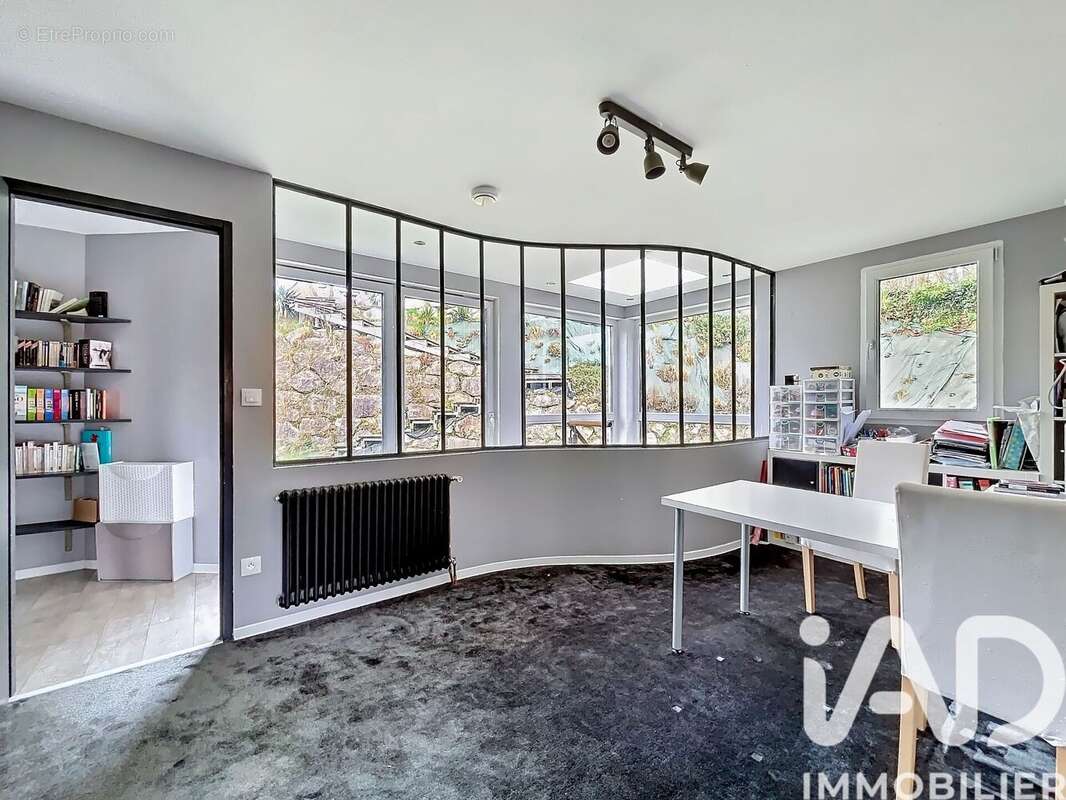 Photo 6 - Maison à RY