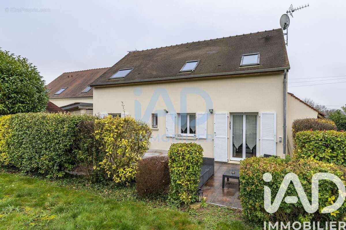 Photo 2 - Maison à MORET-SUR-LOING
