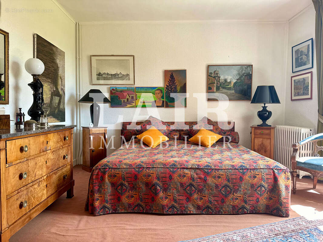 Maison à LE MELE-SUR-SARTHE