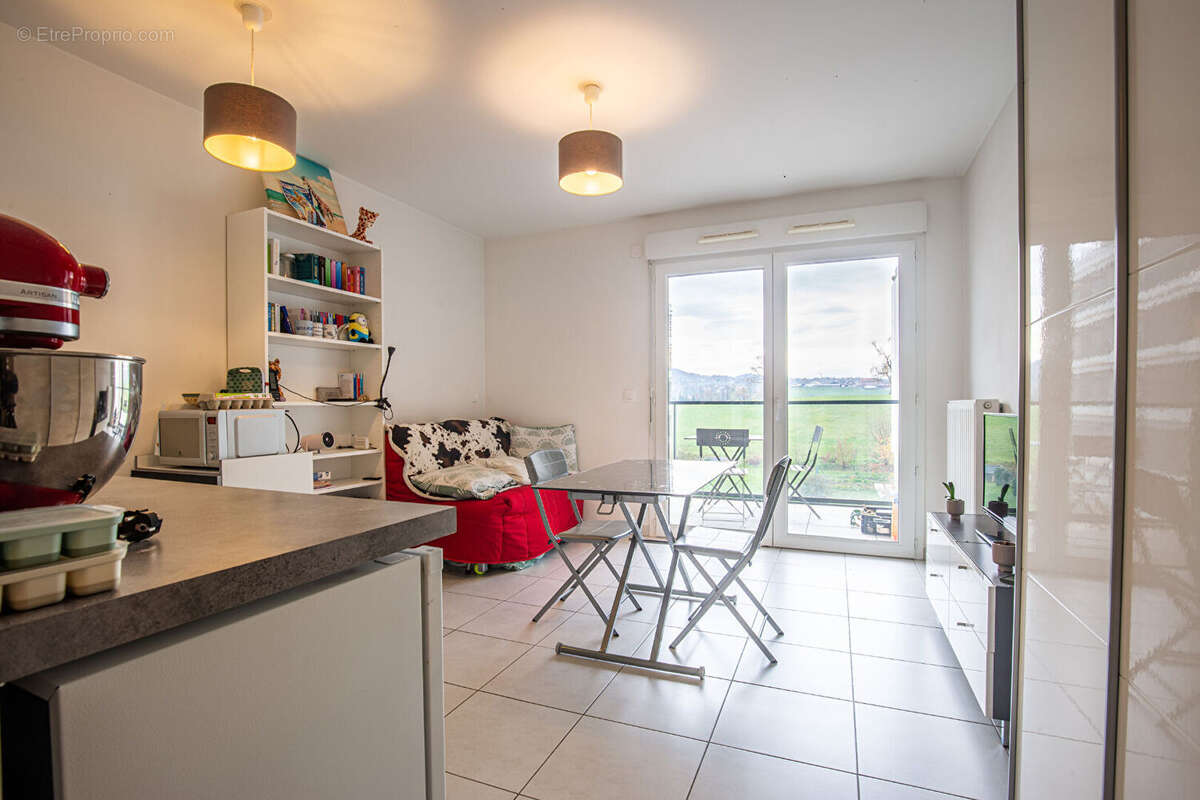 Appartement à SEYNOD