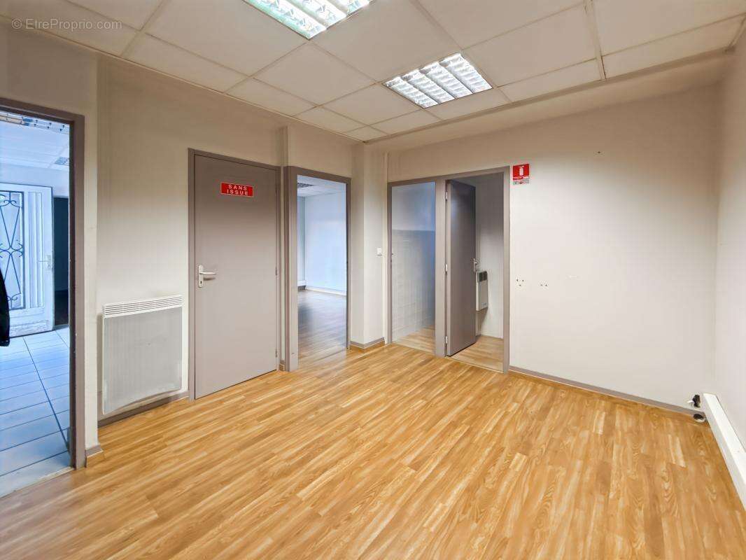 Maison à SAINT-JEAN-DE-BRAYE