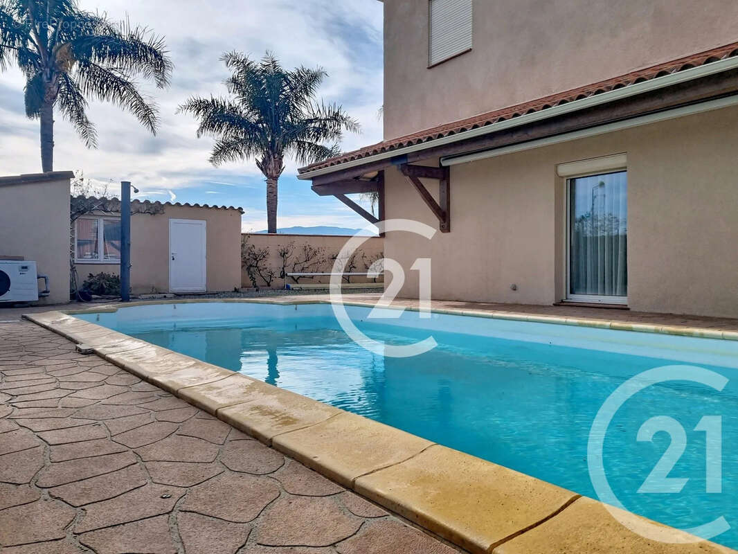 Maison à SAINT-CYPRIEN