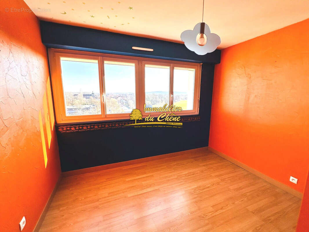 Appartement à LUXEUIL-LES-BAINS