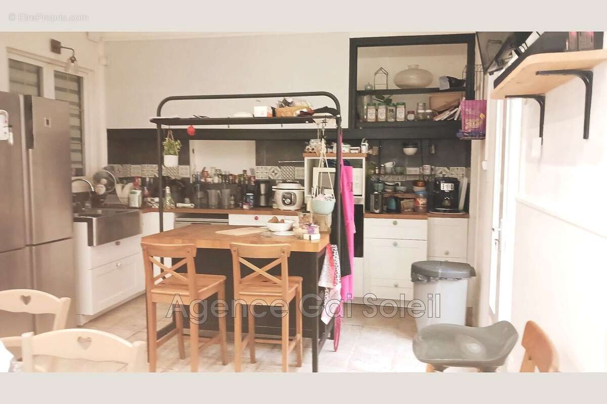 Maison à NISSAN-LEZ-ENSERUNE