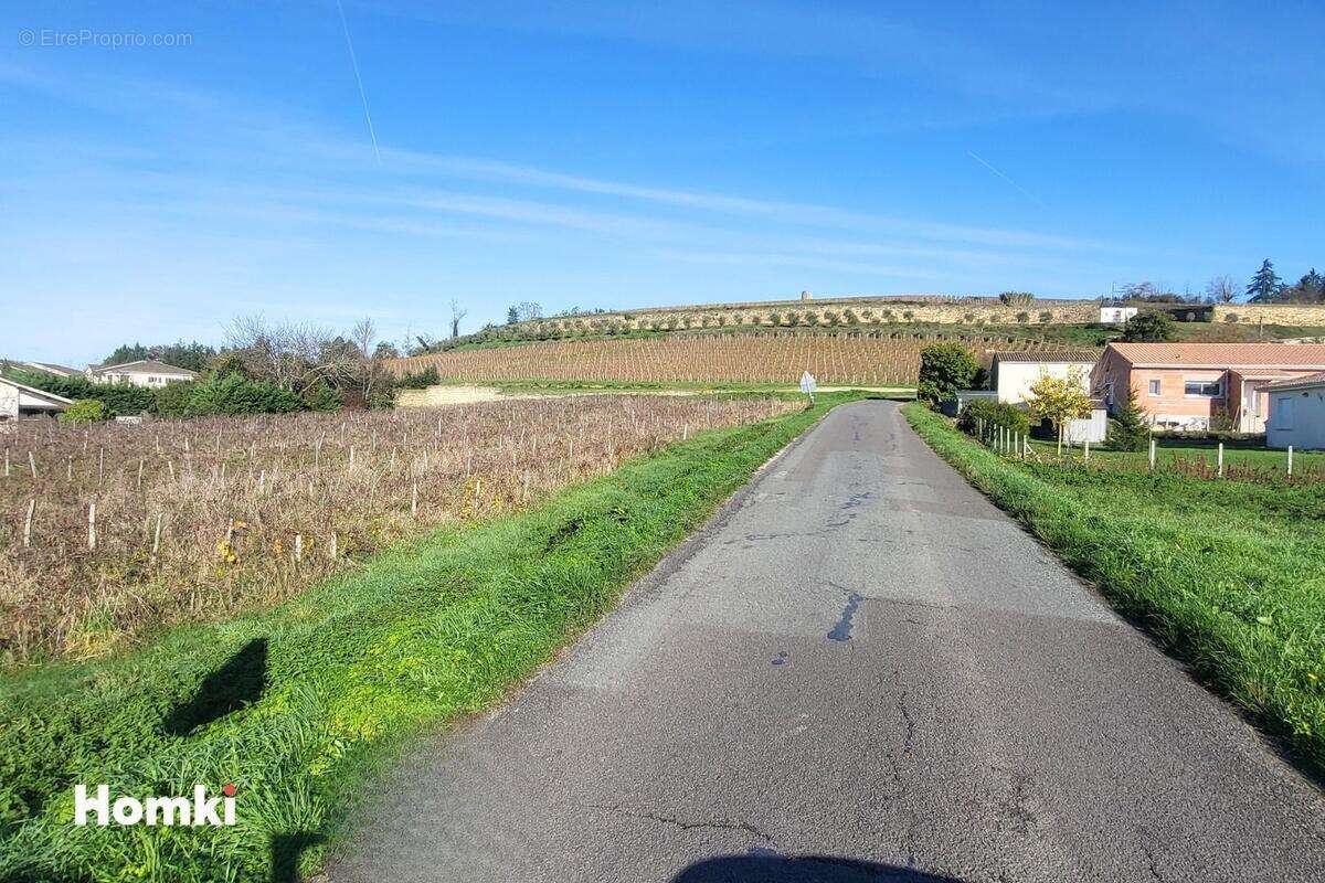 Terrain à CASTILLON-LA-BATAILLE