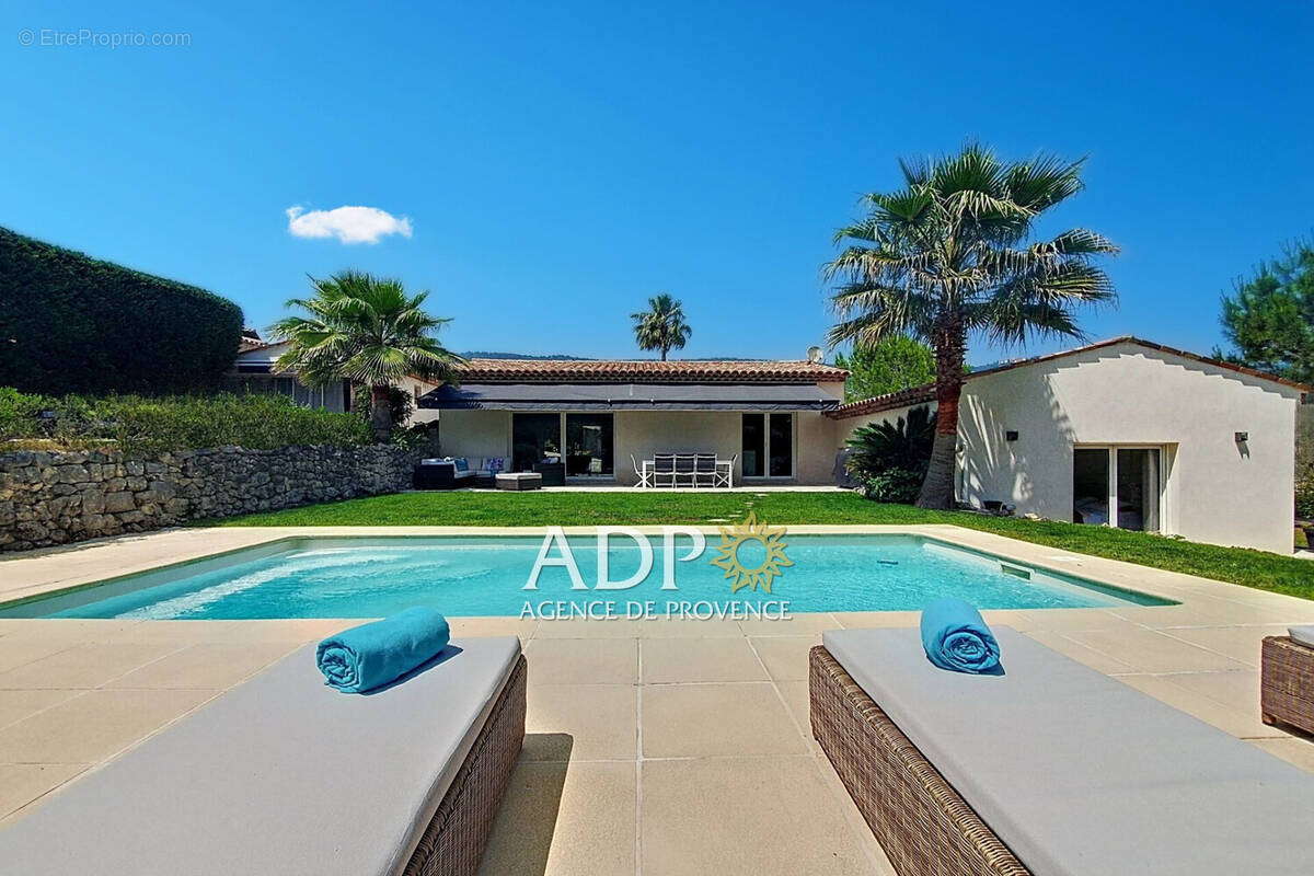 Maison à PEYMEINADE