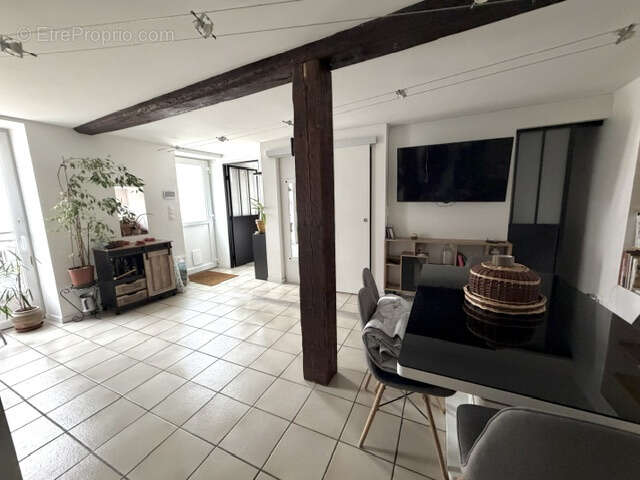 Maison à COMBRONDE
