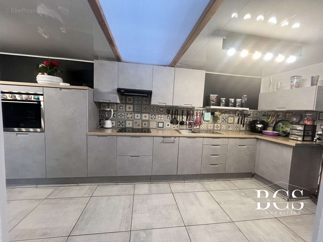 Maison à SAINT-AMAND-LES-EAUX