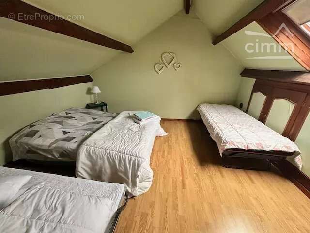 Maison à CONGIS-SUR-THEROUANNE