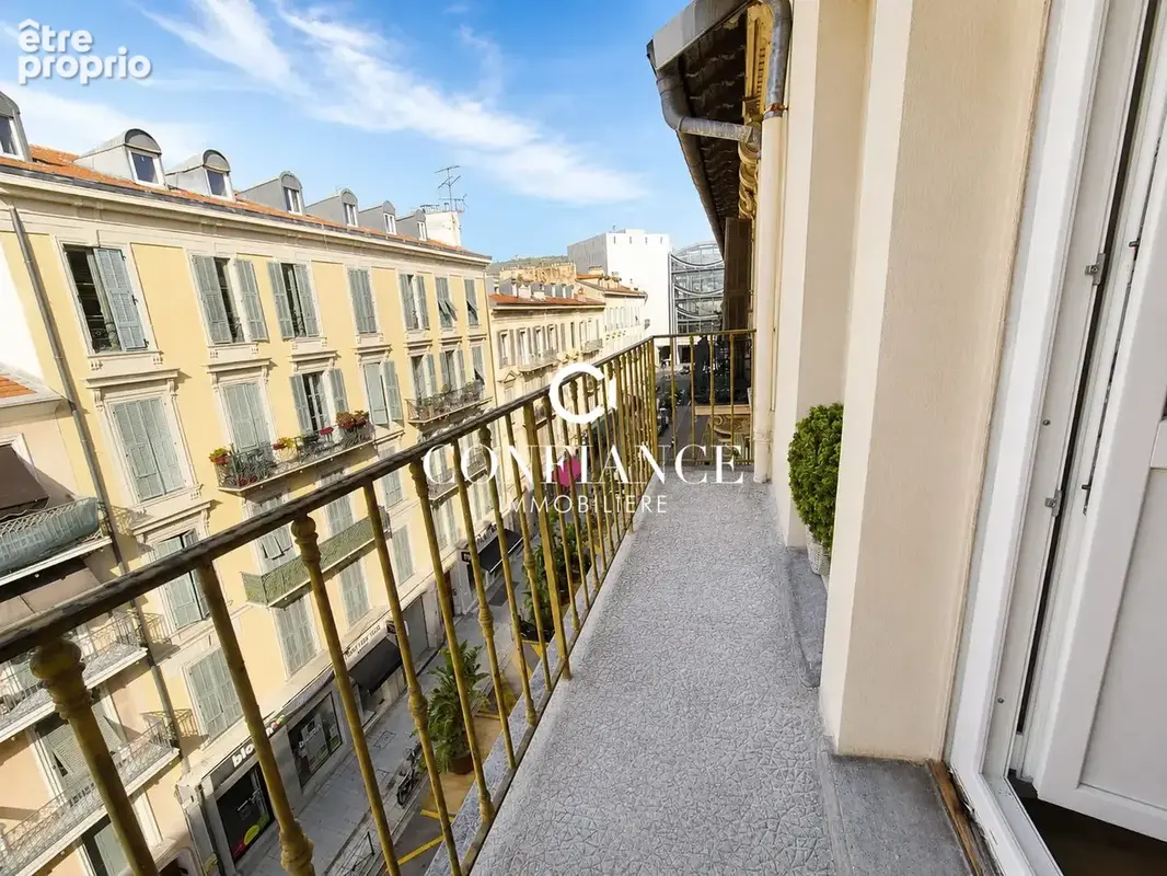 Appartement à NICE
