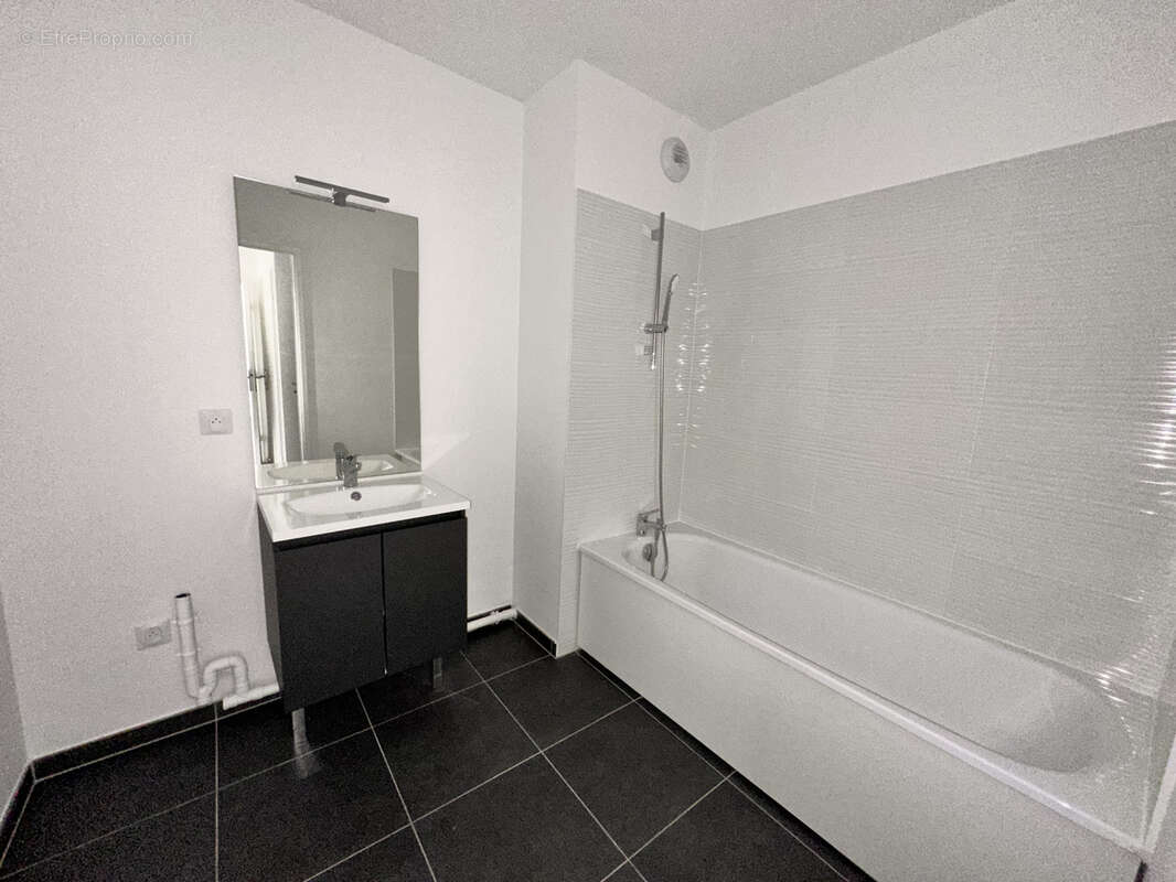 Appartement à BROU-SUR-CHANTEREINE