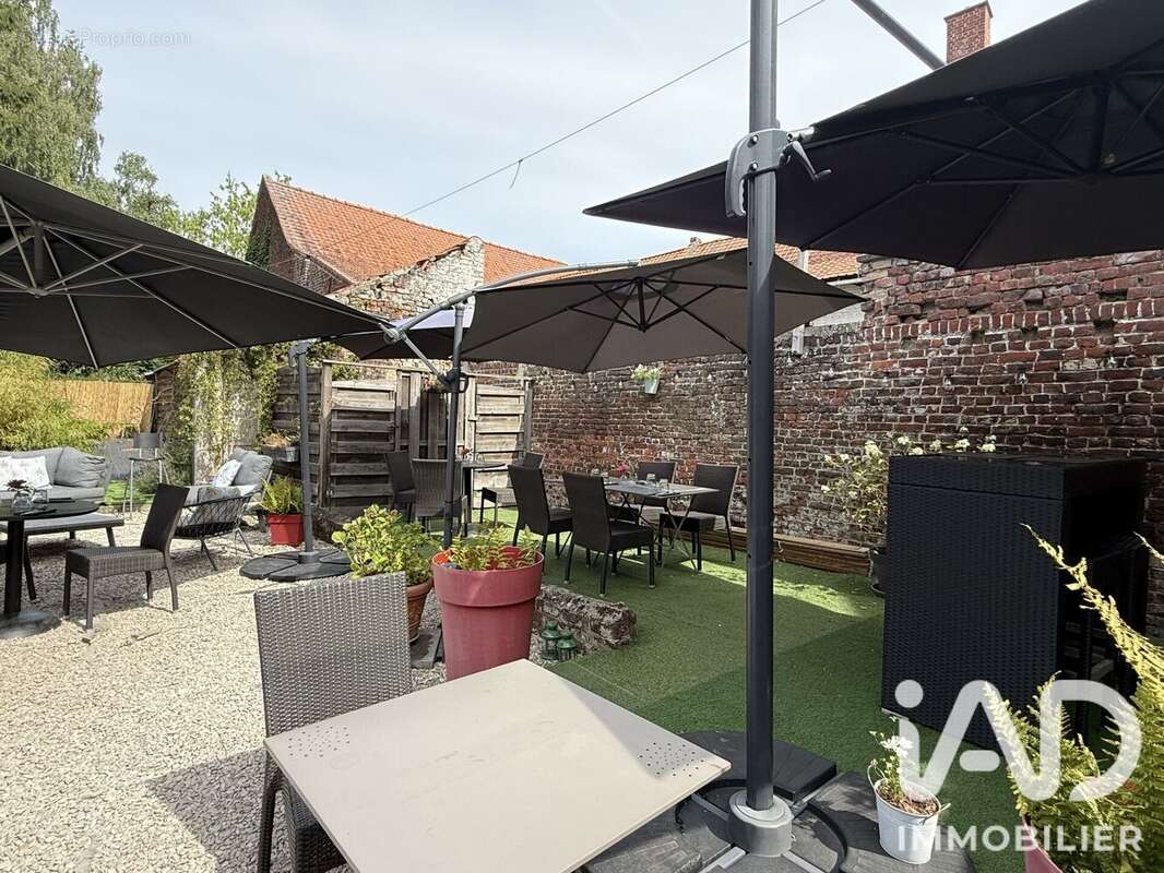 Commerce 70 m² à Bersee  - photo 5