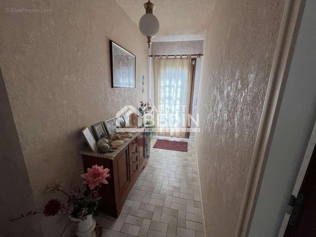 Maison à FARGUES-SAINT-HILAIRE