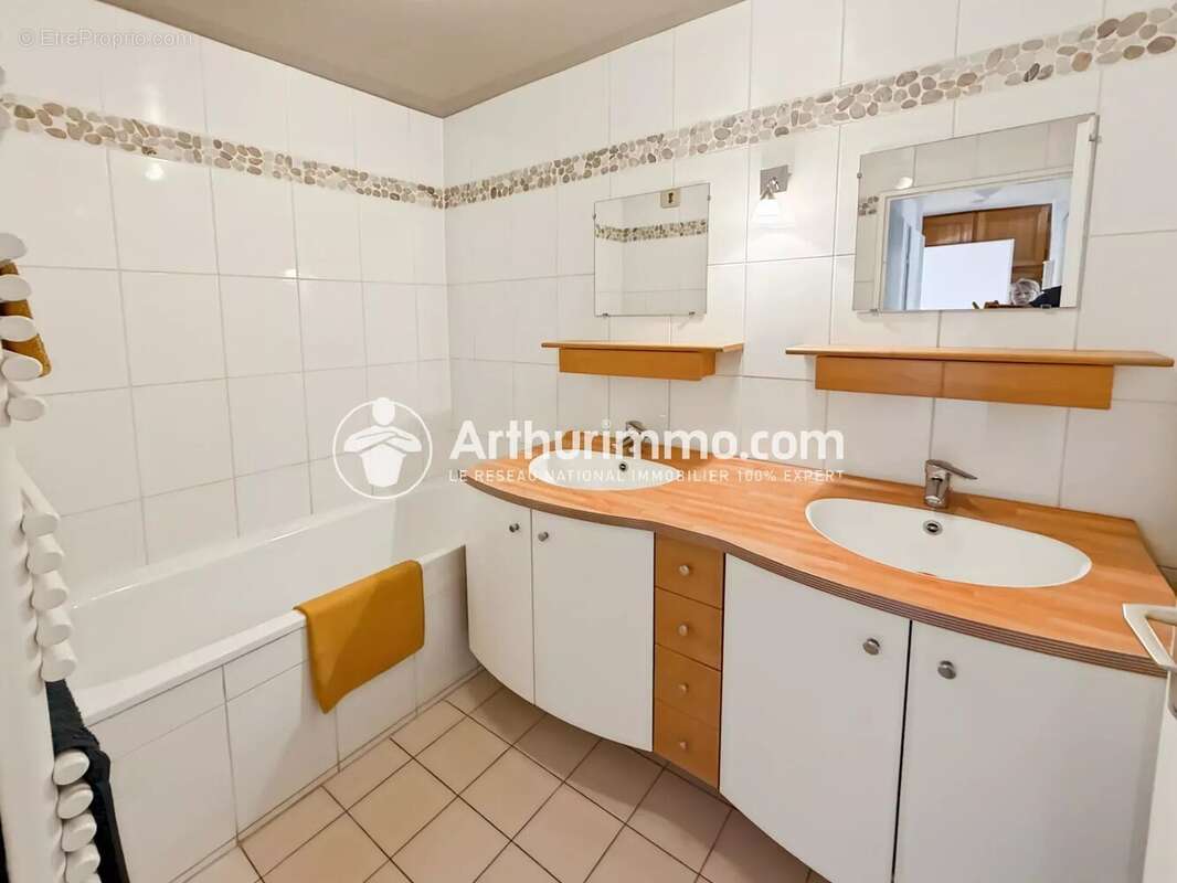 Appartement à ETIOLLES