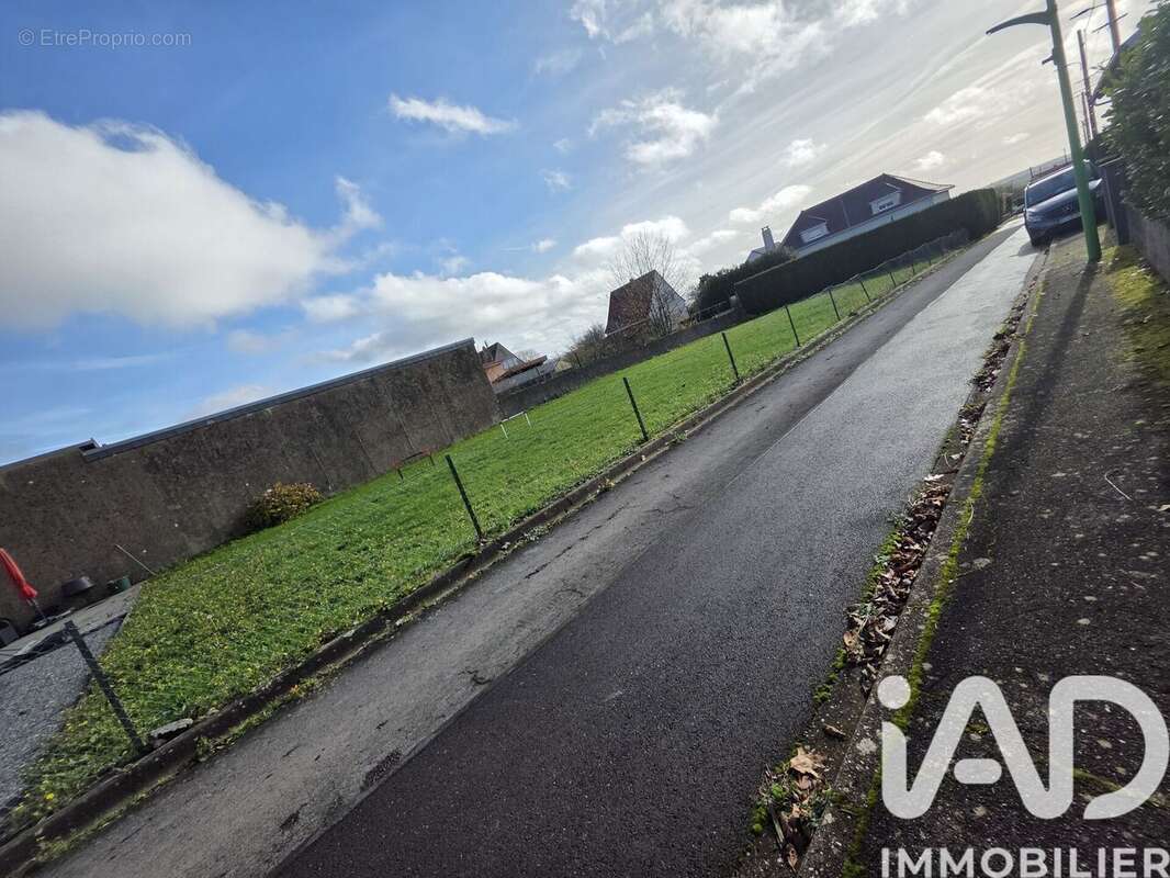 Photo 3 - Terrain à TRIEUX