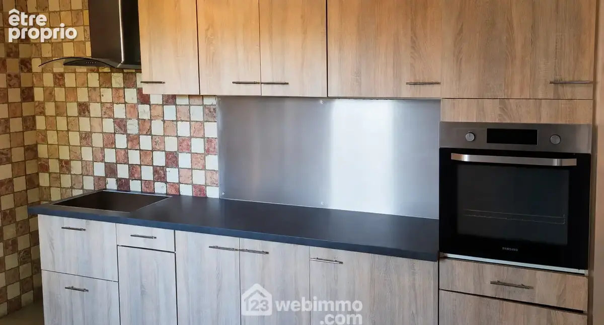 Appartement 89 m² à Arles  - photo 15