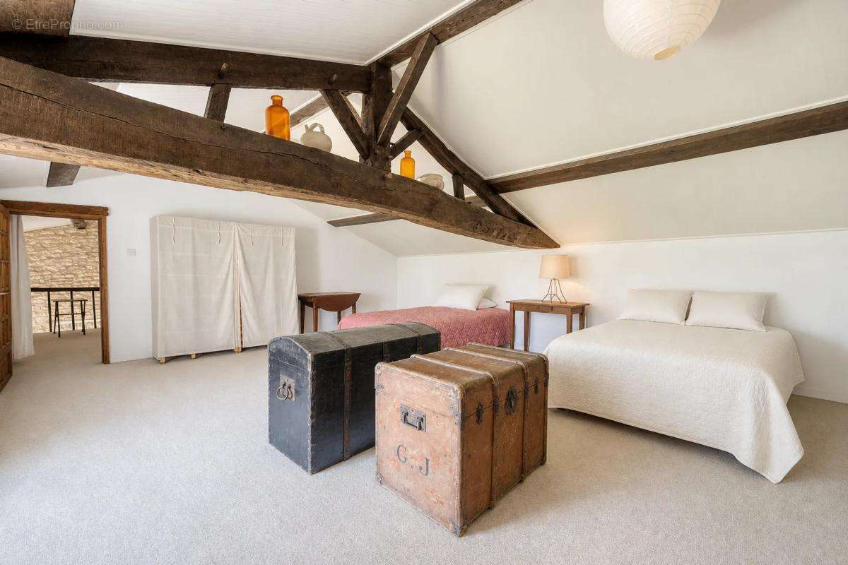 Maison à MESCHERS-SUR-GIRONDE