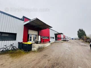 Commerce à ARS-SUR-MOSELLE