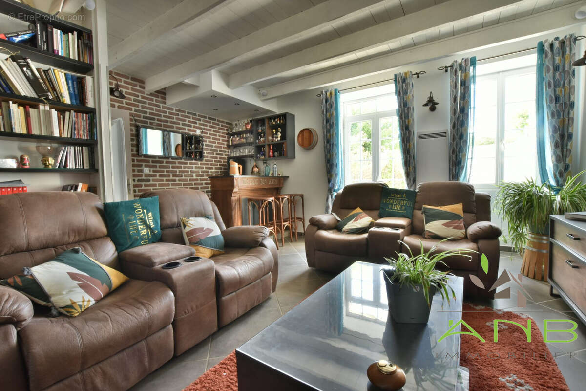 Maison à SAINT-GERMAIN-DU-SEUDRE