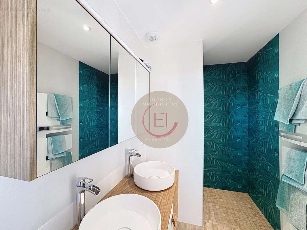 Maison à LES ADRETS-DE-L'ESTEREL