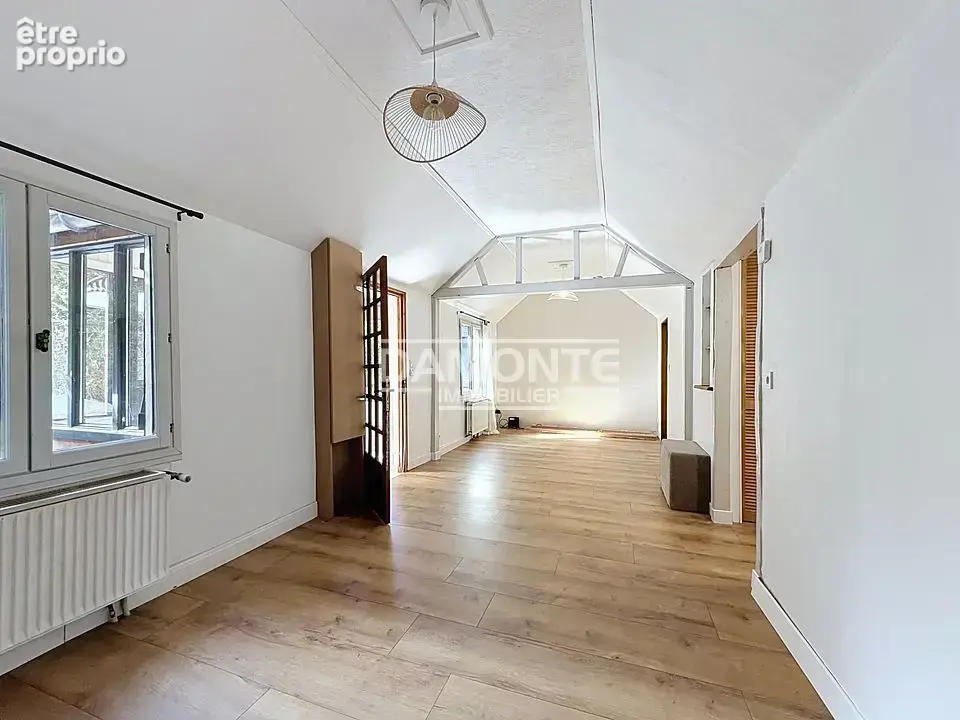 Troyes- Petite maison confidentielle dans un écrin de verdure - photo 2