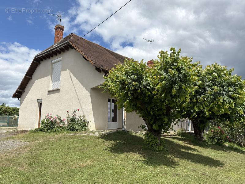 Maison à LUBERSAC