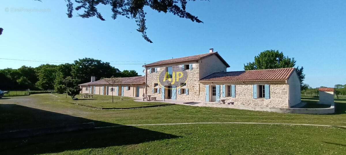 Maison à SAINT-VIVIEN-DE-MEDOC